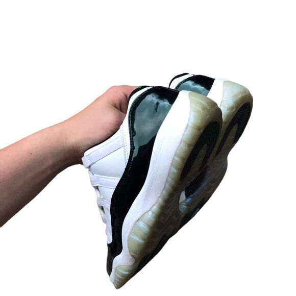 Rare 2017 air jordan 11 retro low iridescent 'Emerald' size 7 WITH BOX - Picture 8 of 16